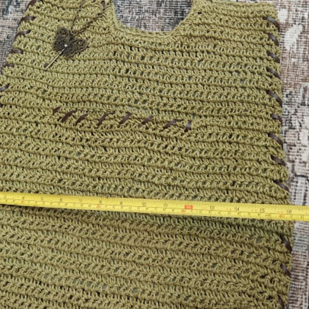 Sun N’ Sand Medium Natural Crochet Shoulder Tote Green Brown Butterfly Bag Charm - Picture 8 of 10